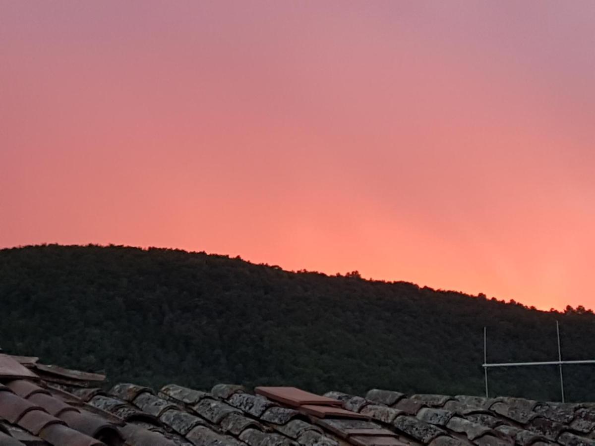 Borgo Nel Tempo Apartment Collestatte Bagian luar foto