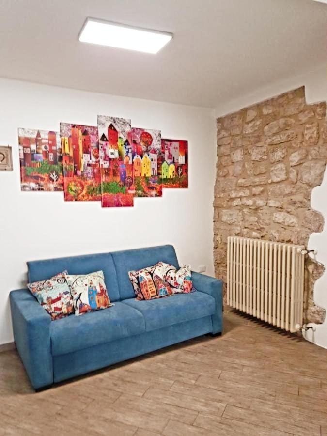Borgo Nel Tempo Apartment Collestatte Bagian luar foto